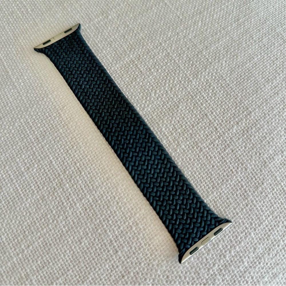 New 42mm Midnight Braided Solo Loop - size 6